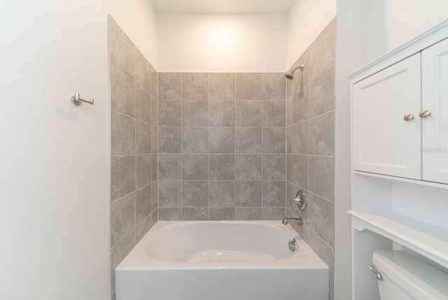 2898 ARMSTRONG AVENUE, Clermont, FL 34714