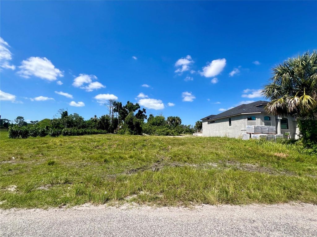 60 PINE VALLEY COURT, Rotonda West, FL 33947