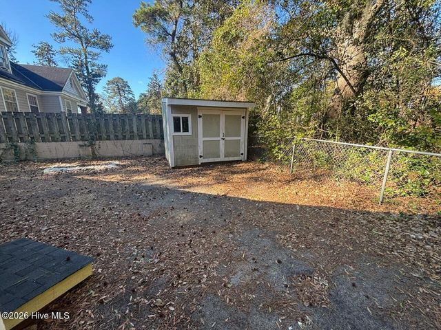 323 N 18th Street, Wilmington, NC 28405