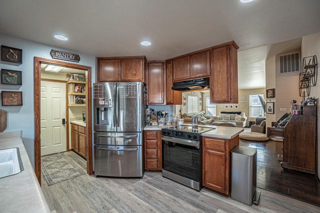 436 Vick Lane, Medford, OR 97501