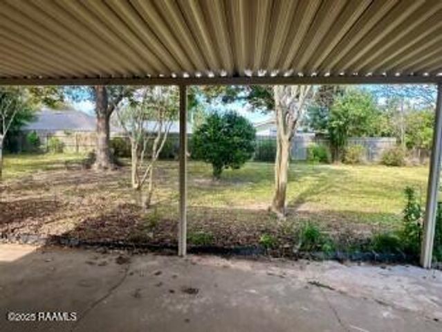 208 Colonial Drive, Lafayette, LA 70506