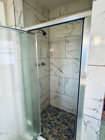 208 Colonial Drive, Lafayette, LA 70506