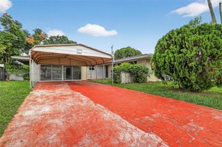 16411 SW 101st Ave, Miami, FL 33157