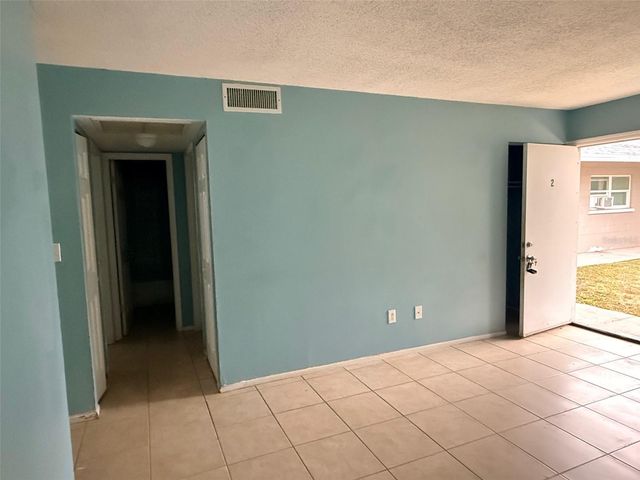 2409 13TH STREET W 2, Bradenton, FL 34205