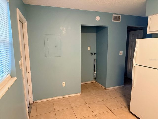 2409 13TH STREET W 2, Bradenton, FL 34205