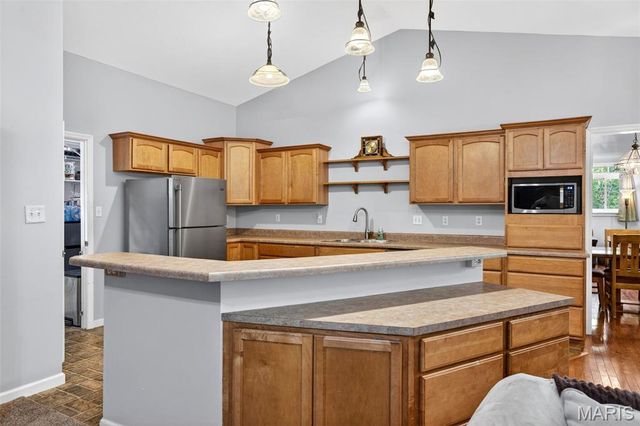 24 Rhett Butler Drive, Hillsboro, MO 63050