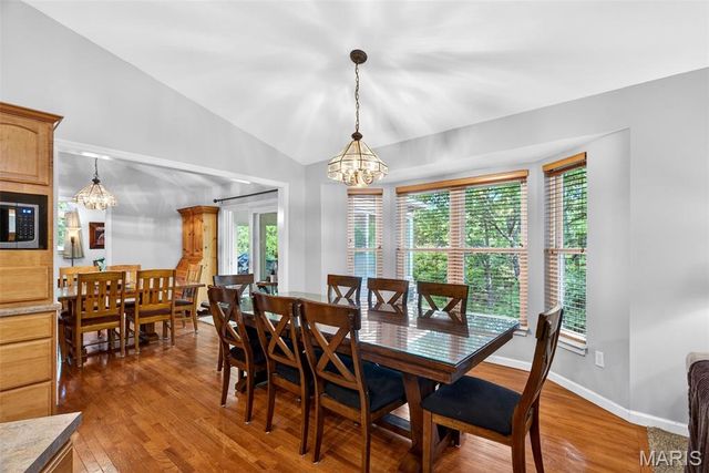 24 Rhett Butler Drive, Hillsboro, MO 63050