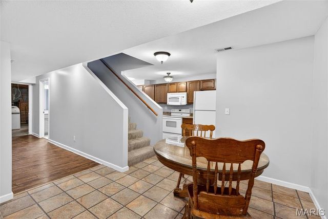 24 Rhett Butler Drive, Hillsboro, MO 63050