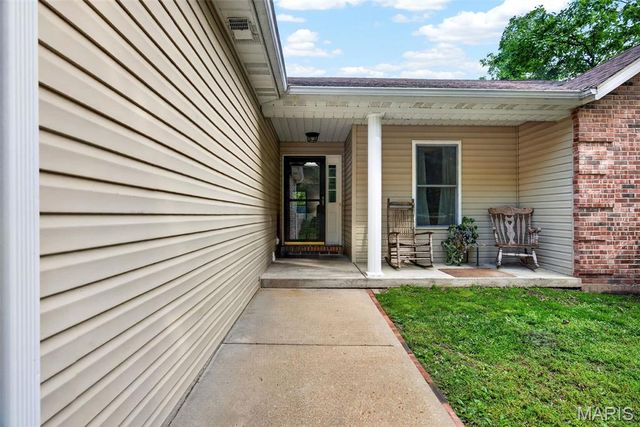 24 Rhett Butler Drive, Hillsboro, MO 63050