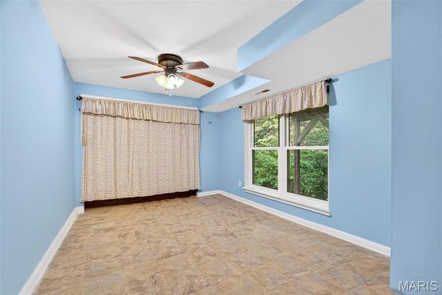 24 Rhett Butler Drive, Hillsboro, MO 63050