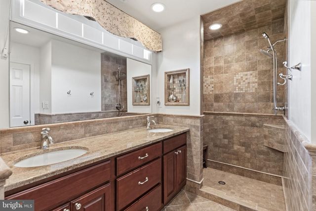 63 W LINFIELD TRAPPE RD, Royersford, PA 19468