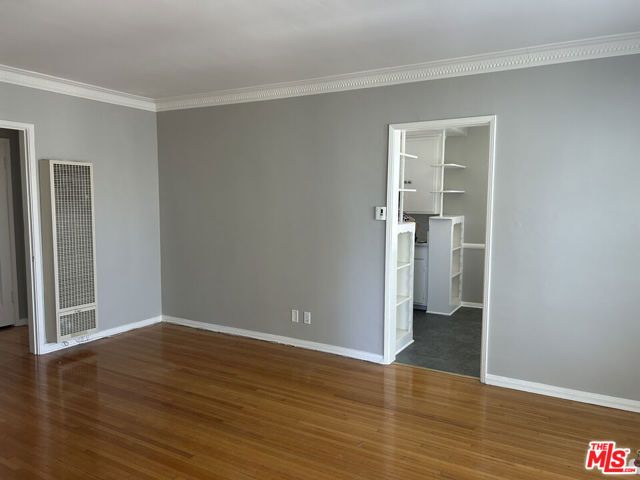 4054 Madison Avenue E, Culver City, CA 90232