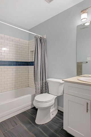 1001 Apple Cross DR, Pflugerville, TX 78660