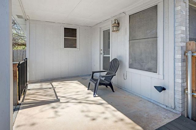 1001 Apple Cross DR, Pflugerville, TX 78660