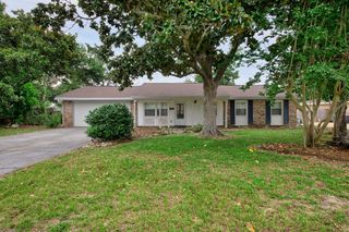 406 Lee Lane, Destin, FL 32541