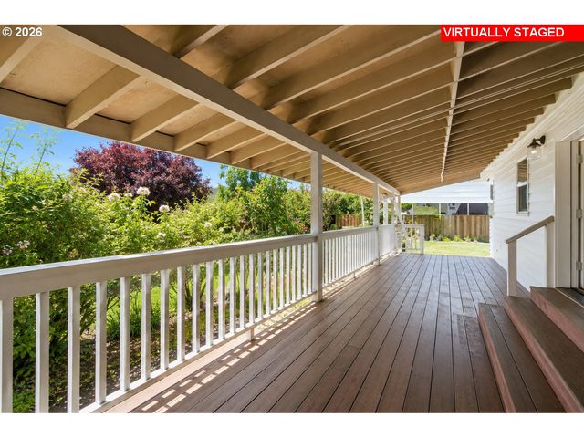 2045 TUALATIN St, St Helens, OR 97051