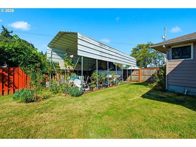 2045 TUALATIN St, St Helens, OR 97051
