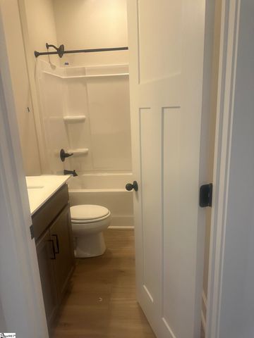 7 Pelham Crossing Drive, Greenville, SC 29615