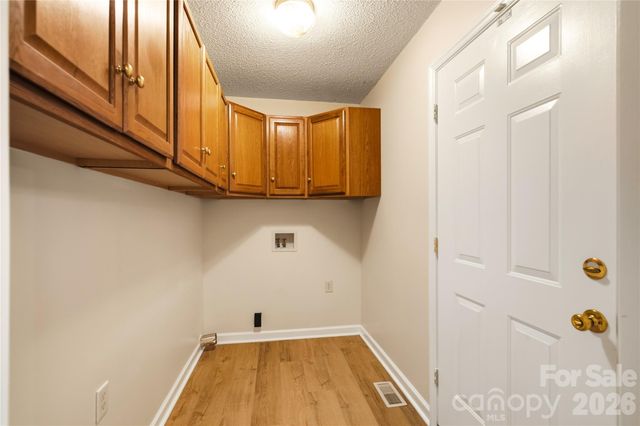 3892 Stoney Creek Drive, Lincolnton, NC 28092