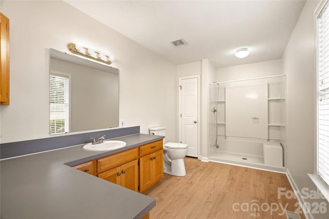 3892 Stoney Creek Drive, Lincolnton, NC 28092