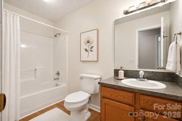3892 Stoney Creek Drive, Lincolnton, NC 28092
