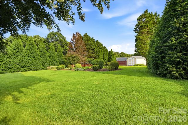 3892 Stoney Creek Drive, Lincolnton, NC 28092