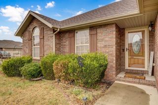 869 E Sparrow Road, Nixa, MO 65714