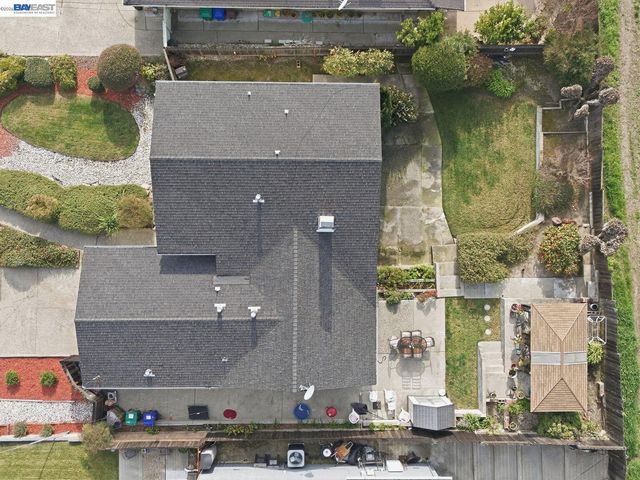 836 Hawthorne Dr, Rodeo, CA 94572