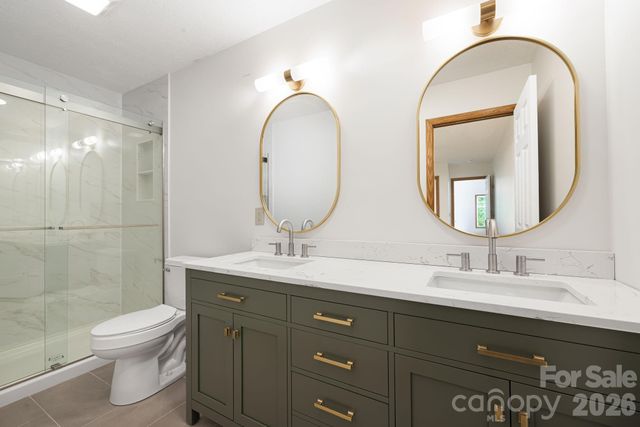 100 Woven Cloud Lane, Waynesville, NC 28785