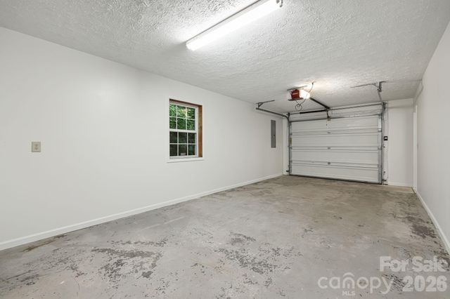 100 Woven Cloud Lane, Waynesville, NC 28785