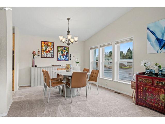 2120 ROBINS Ln 170, Salem, OR 97306