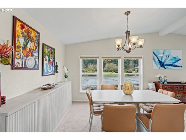 2120 ROBINS Ln 170, Salem, OR 97306