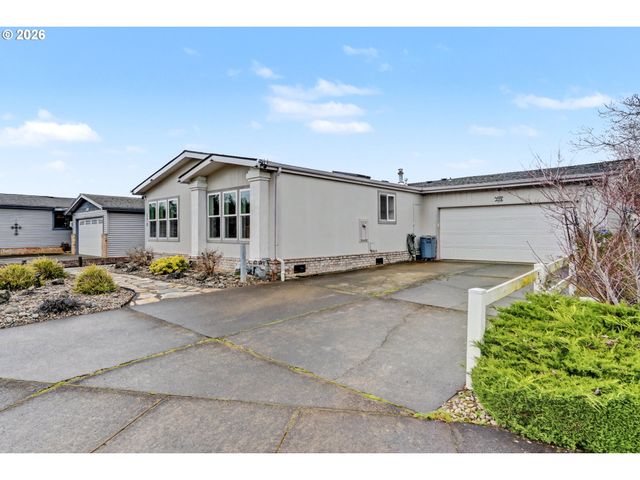 2120 ROBINS Ln 170, Salem, OR 97306