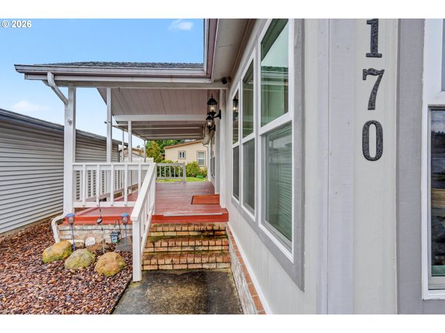 2120 ROBINS Ln 170, Salem, OR 97306