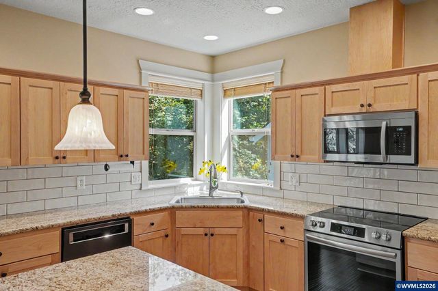 2369 Dalke Ridge Dr NW, Salem, OR 97304
