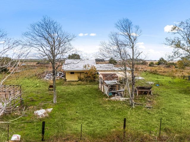 1187 & 1201 Ramsey Road, Alleyton, TX 78935