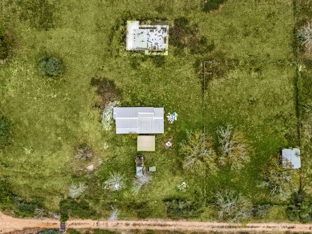 1187 & 1201 Ramsey Road, Alleyton, TX 78935