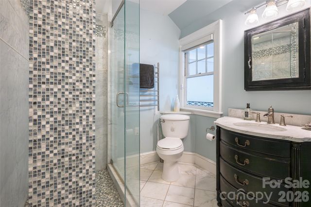 334 Vanderbilt Road, Biltmore Forest, NC 28803