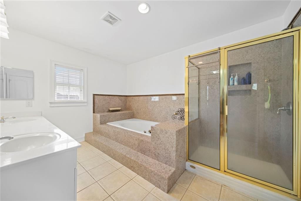 Image 36 of property listing at 241 Kirkland Drive, Lawrenceville, GA 30044