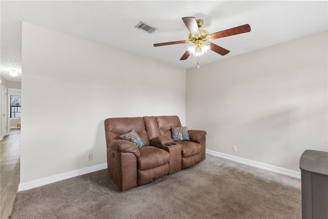 2405 Woodbend Drive, Bryan, TX 77803