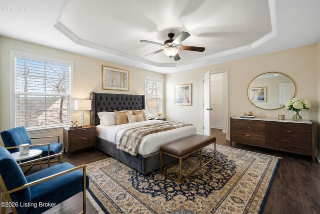 4000 Emerald Spring Pl, Louisville, KY 40245