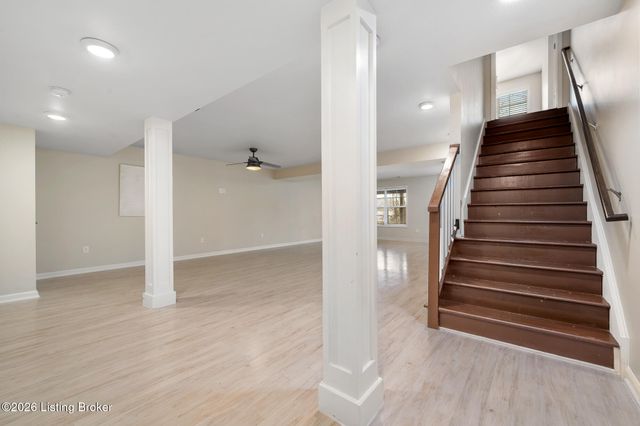 4000 Emerald Spring Pl, Louisville, KY 40245