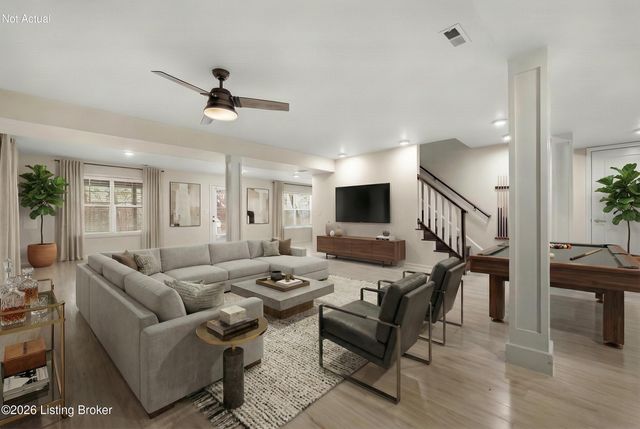 4000 Emerald Spring Pl, Louisville, KY 40245