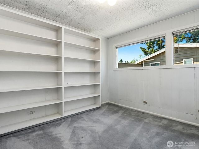 516 72nd Street SE, Everett, WA 98203