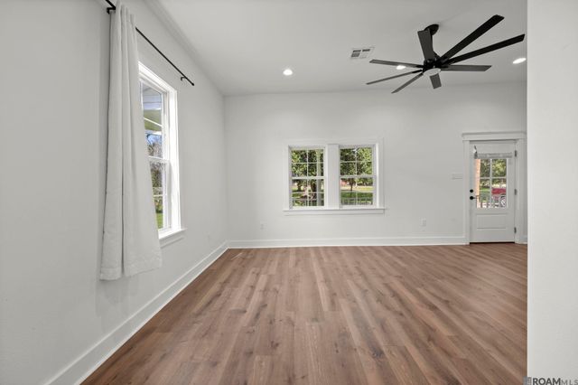 8326 La Hwy 941, Gonzales, LA 70737