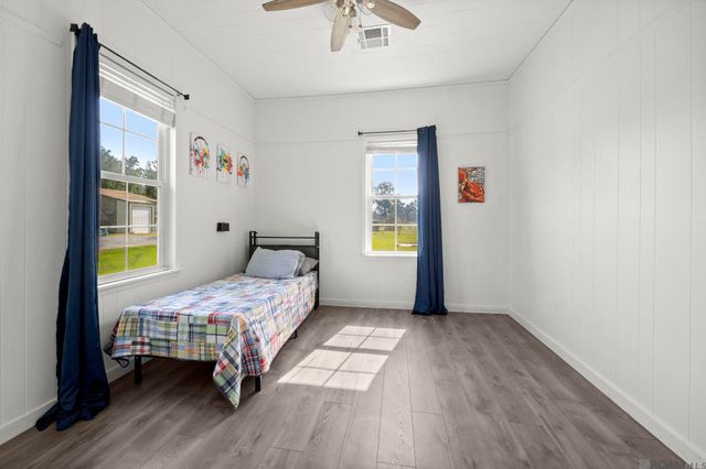 8326 La Hwy 941, Gonzales, LA 70737