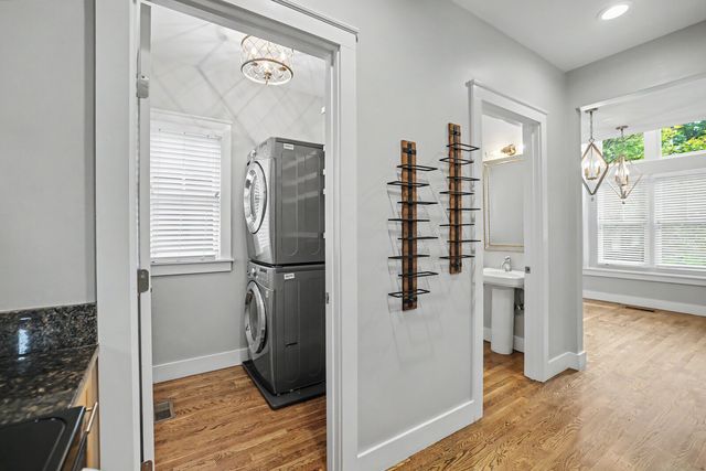 1211A 5th Ave, N, Nashville, TN 37208