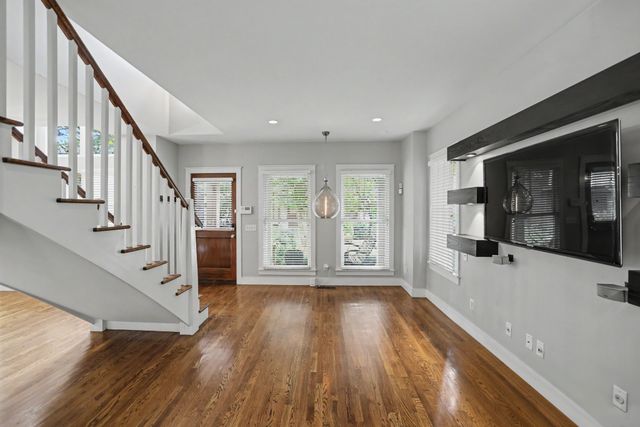 1211A 5th Ave, N, Nashville, TN 37208
