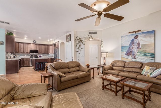 12803 N 57th Avenue, Glendale, AZ 85304