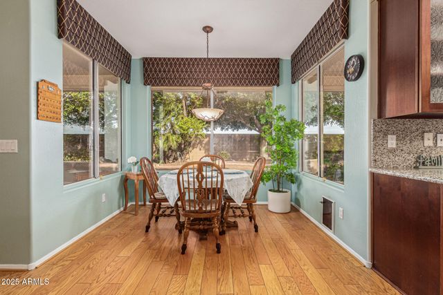 12803 N 57th Avenue, Glendale, AZ 85304